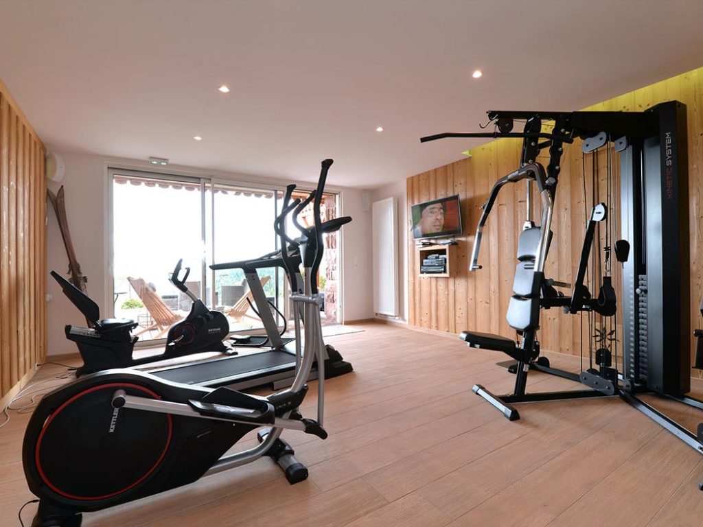 Tapis de course ou vélo d’appartement, lequel choisir pour faire du sport
